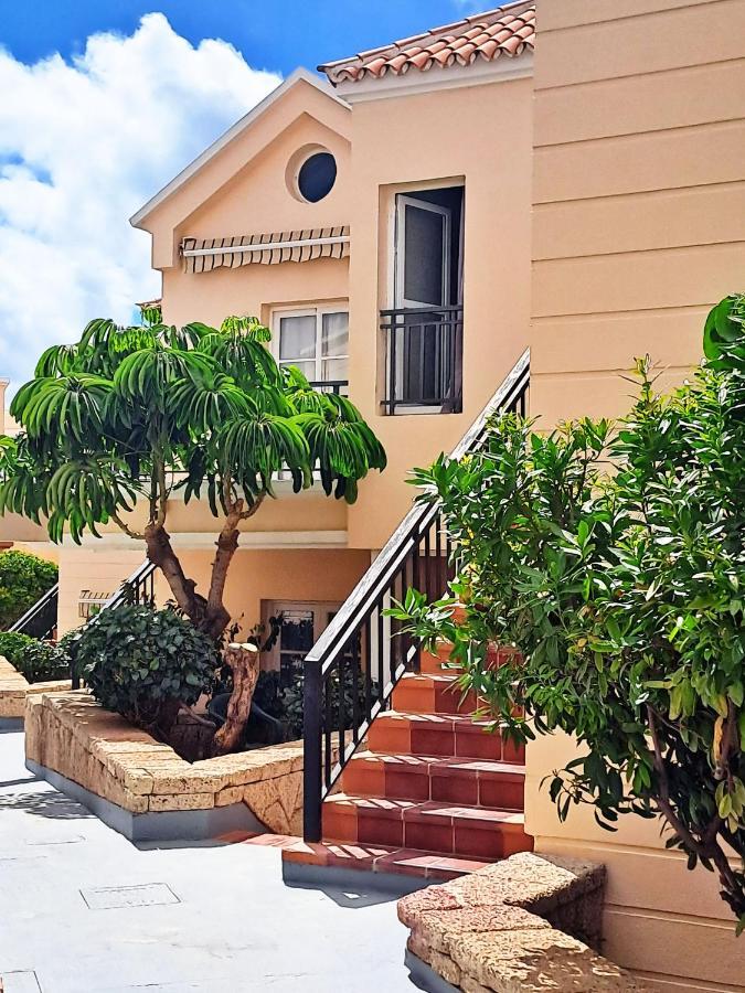Light And Cosy Apartment In 100 Meters From The Beach Costa Adeje Екстериор снимка